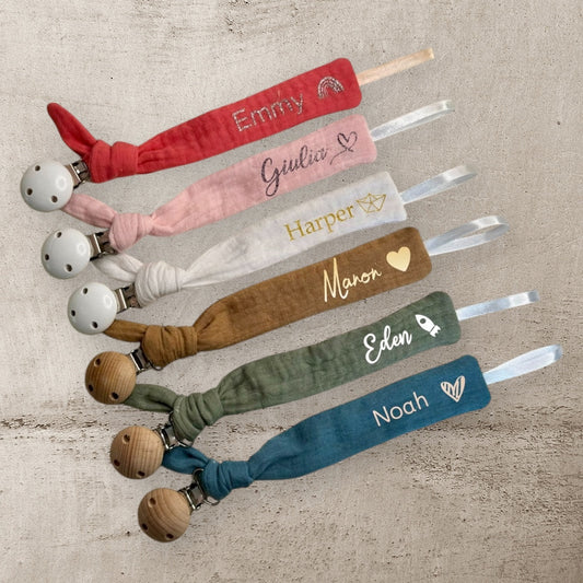 Personalized cotton gauze pacifier clip – Sand